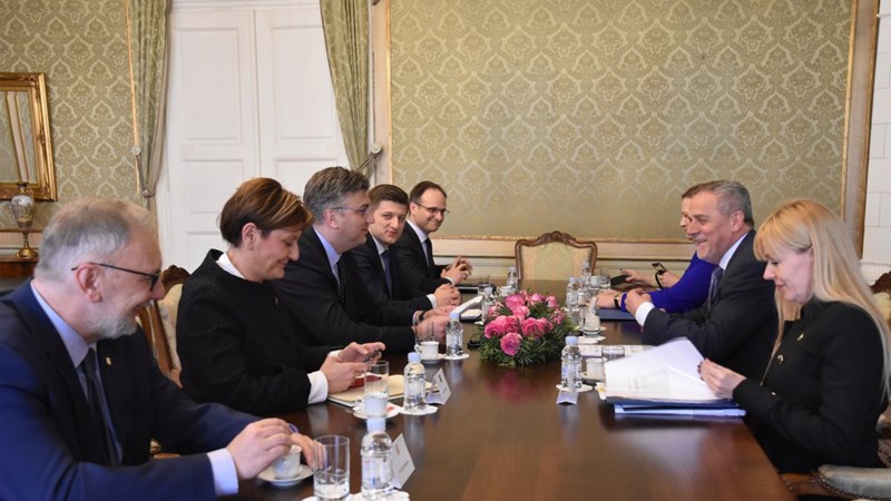 Predsjednik Vlade Plenković s gradonačelnikom Grada Zagreba Bandićem 